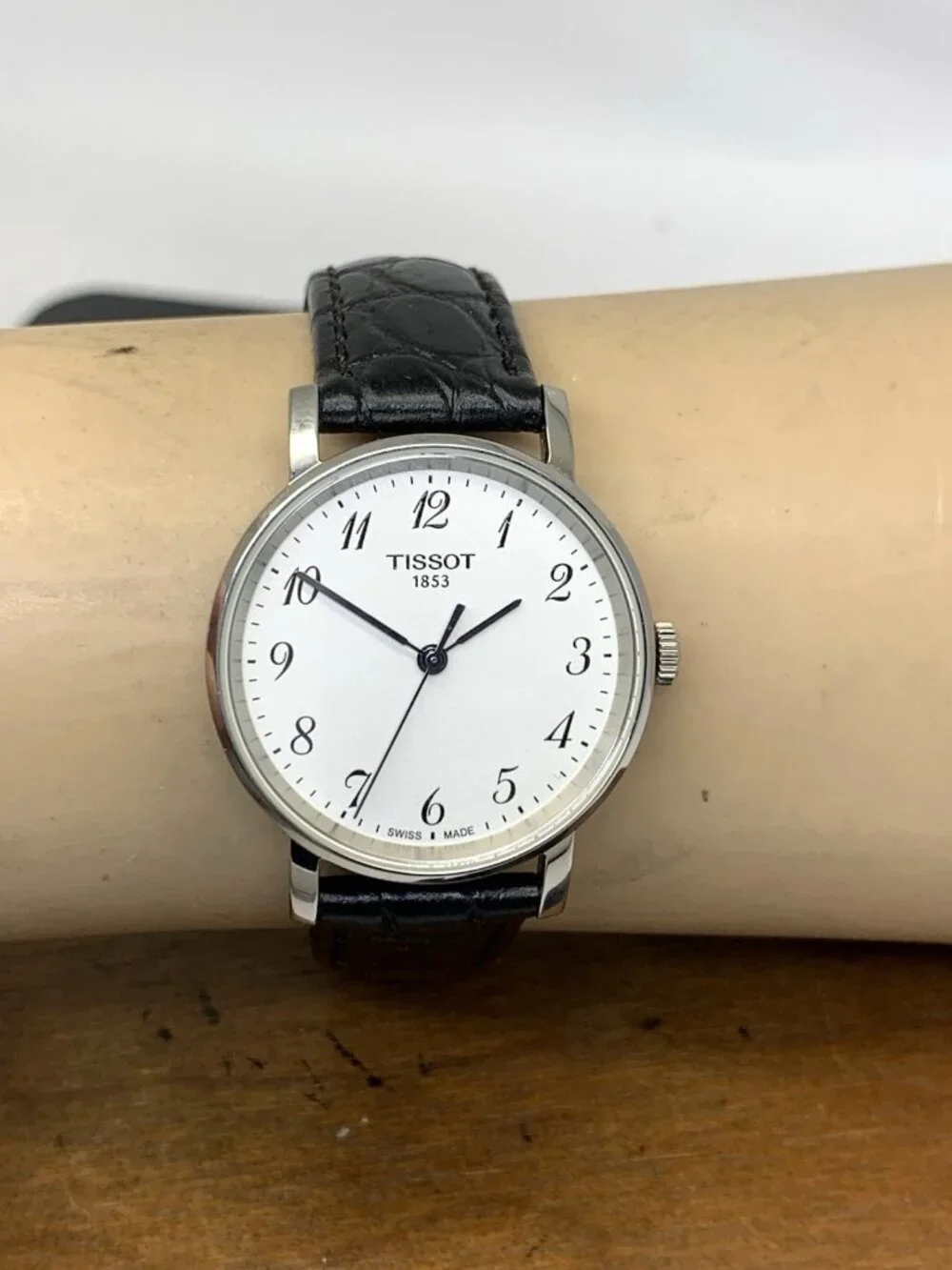 Tissot Women's Watch Swiss Quartz Silver Dial Black Leather Strap T1092101603200